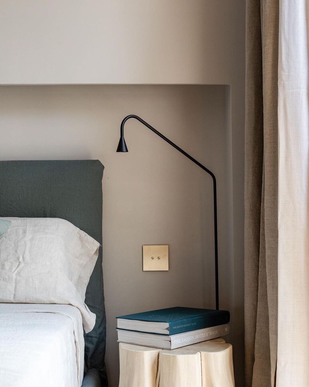 More Switch in Soft polished brass